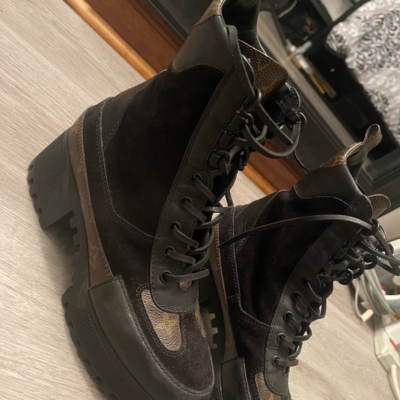 Louis Vuitton Laureate Platform Desert Boot - Picture 1 of 4